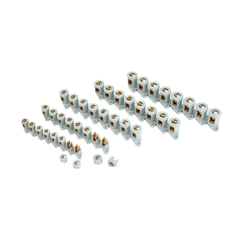 A29  8 Ways/Holes Insulated Stripg Block